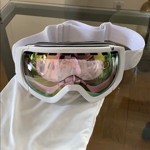 Dragon Rogue-White Out/Pink Ion Goggles